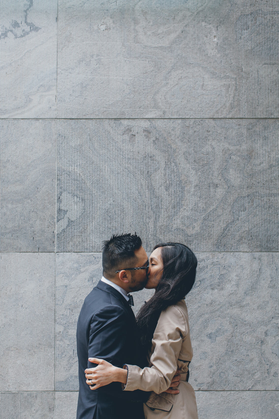 Bride & Groom kissing | Nathan Phillips Square | Toronto City Hall Wedding | EIGHTYFIFTH STREET PHOTOGRAPHY