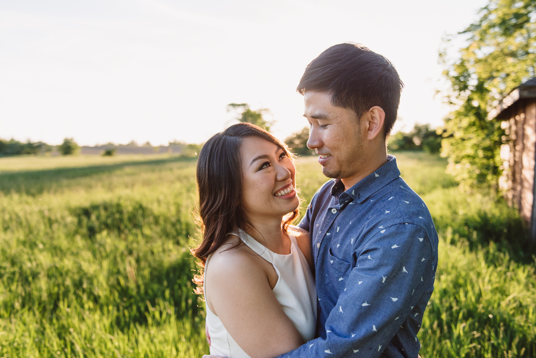 Couple at golden hour| Scotsdale Farm Engagement, Georgetown | EightyFifth Street Photography