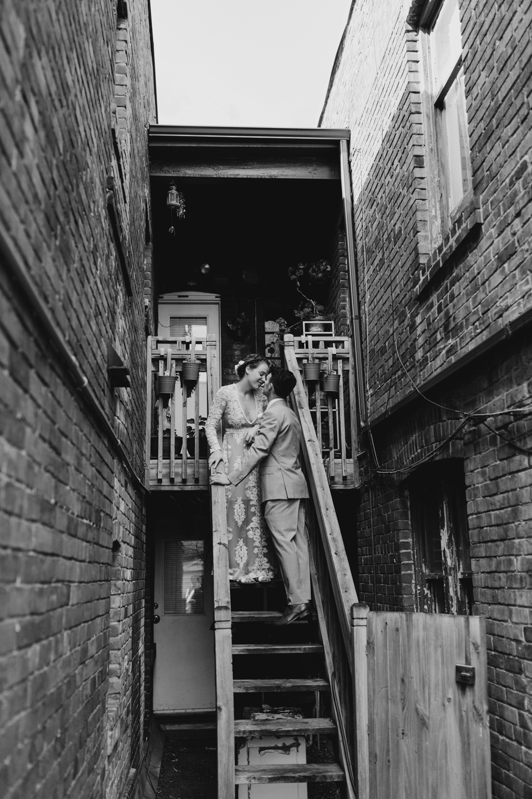 urban city wedding portraits fire escape stairway Toronto_EightyFifth Street Photography